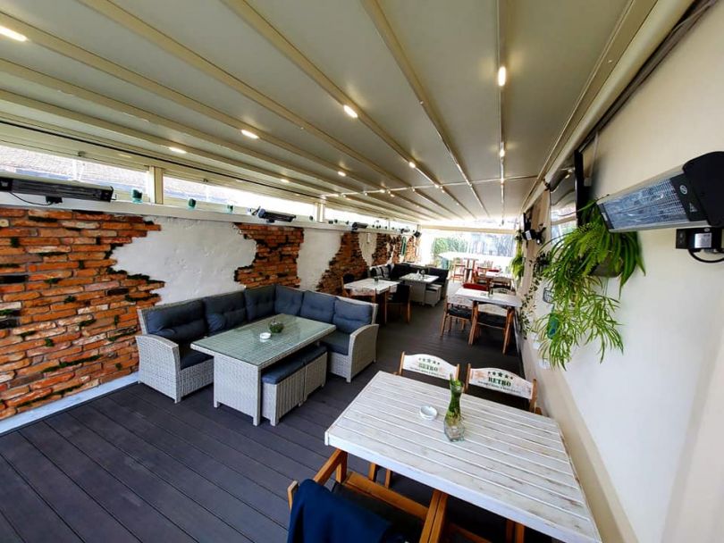 810x608_terasa-deck-trafic-comercial-wpc-bencomp_3.jpg